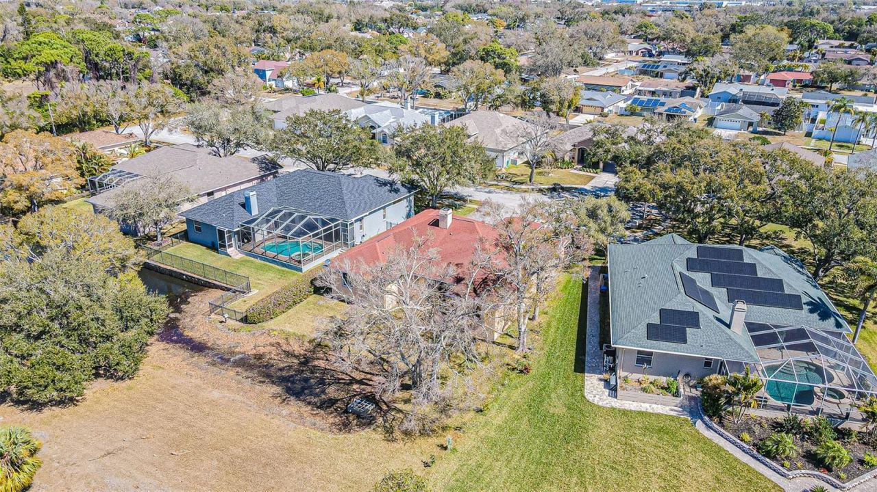 12124 94th Way, Largo, FL 33773 Photo