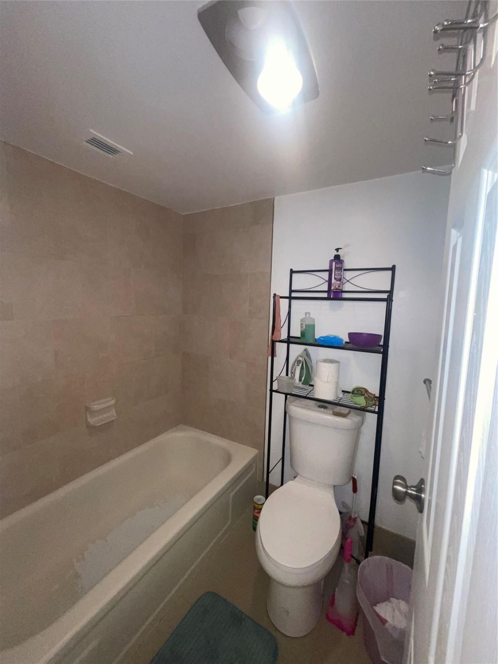 6300 S Falls Circle Drive, Unit 412, Lauderhill, FL 33319 Photo