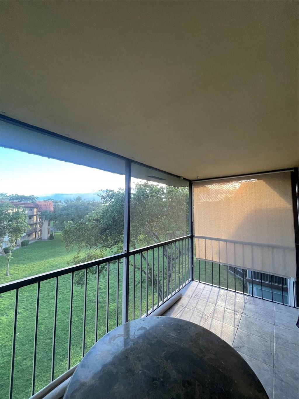 6300 S Falls Circle Drive, Unit 412, Lauderhill, FL 33319 Photo