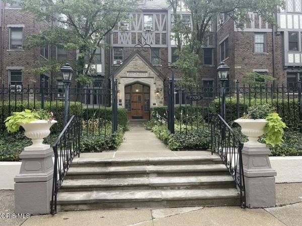 2200 Scottwood Avenue, Toledo, OH 43620