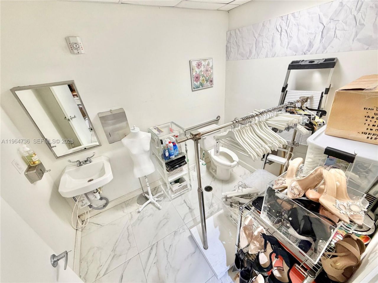 3530 NW 83 , Doral, FL 33122 Photo