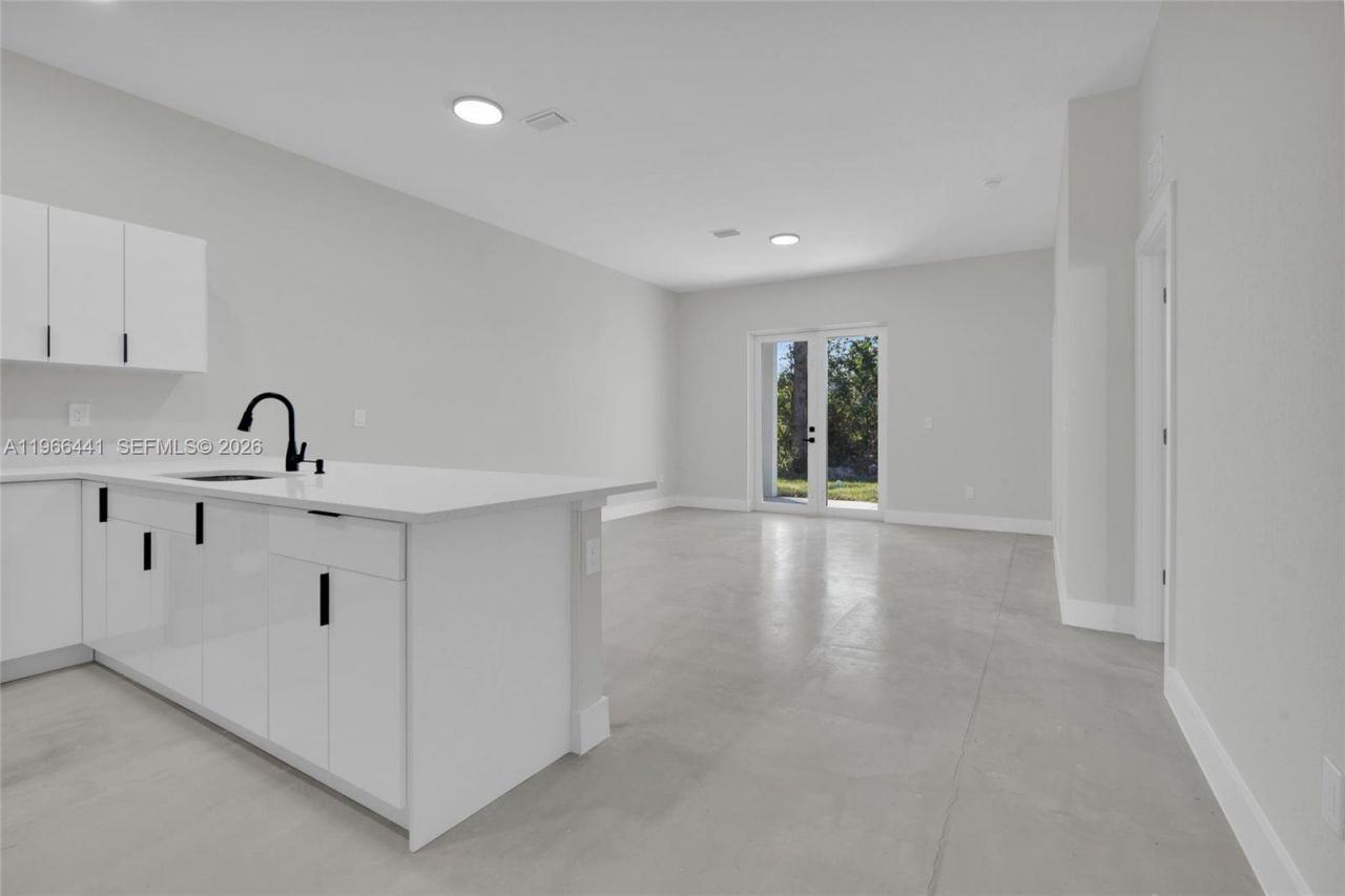 216 S Homer St , Lehigh Acres, FL 33971 Photo