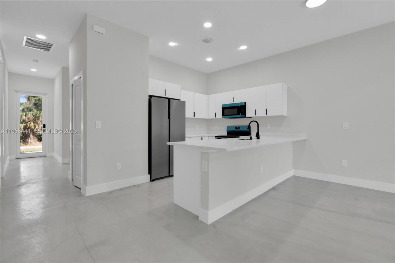 216 S Homer St , Lehigh Acres, FL 33971 Photo