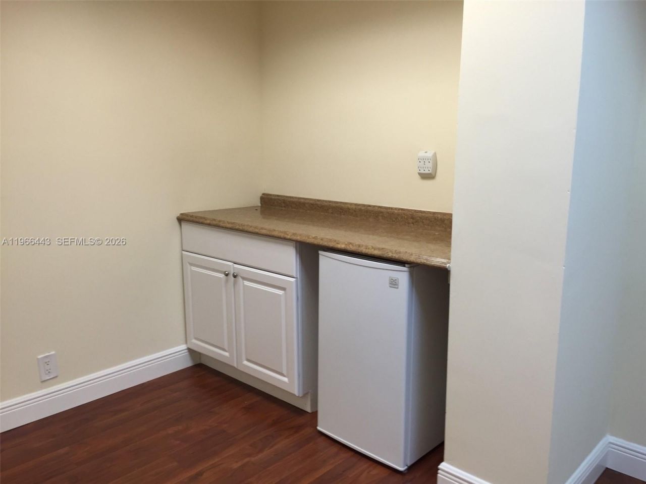 9900 SW 107th Ave, Unit 200, Miami, FL 33176 Photo