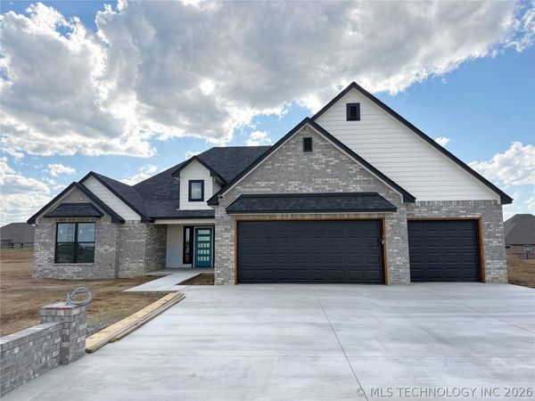 5513 E 140th Street N, Collinsville, OK 74021