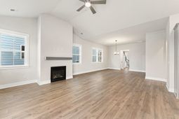 69 Madison Dr.  photo 4