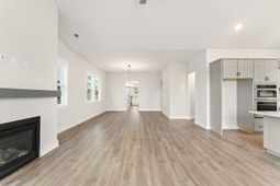 69 Madison Dr. photo 4