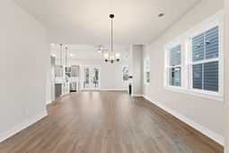 69 Madison Dr. photo 4