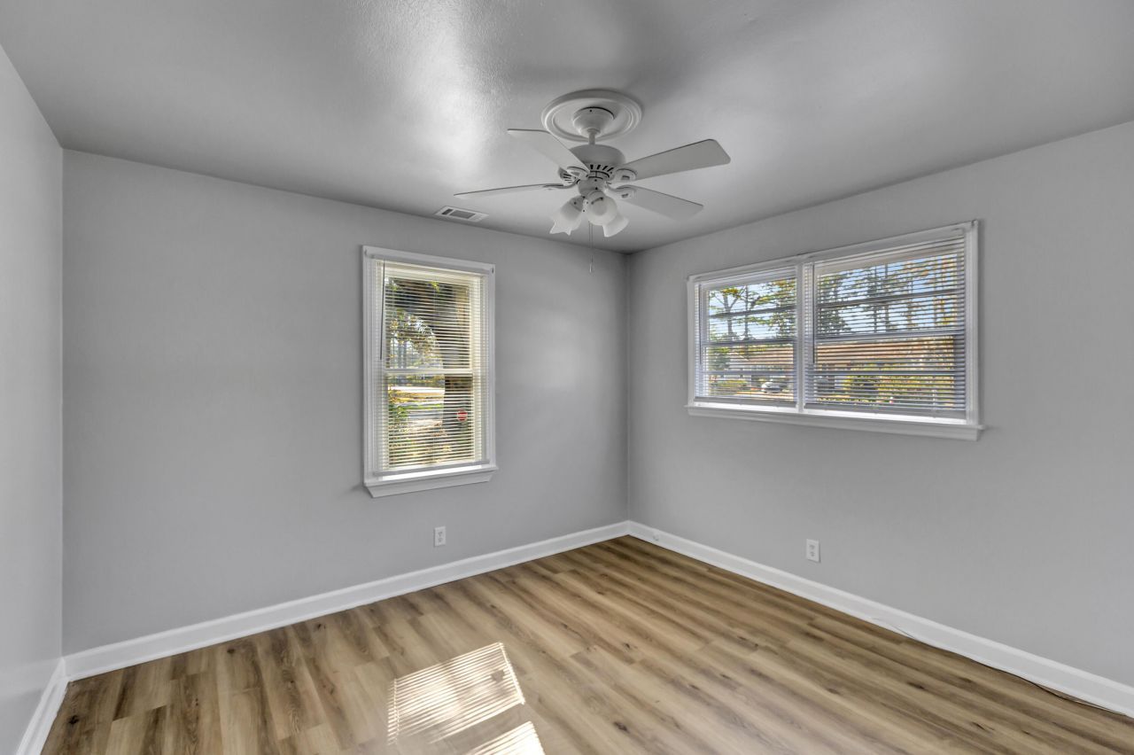 848 Savage Road Photo 21