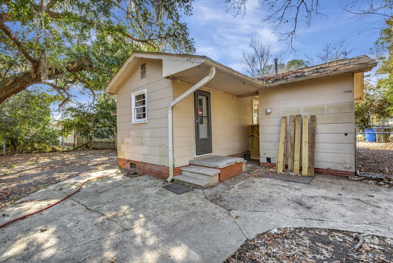 848 Savage Road Photo 24