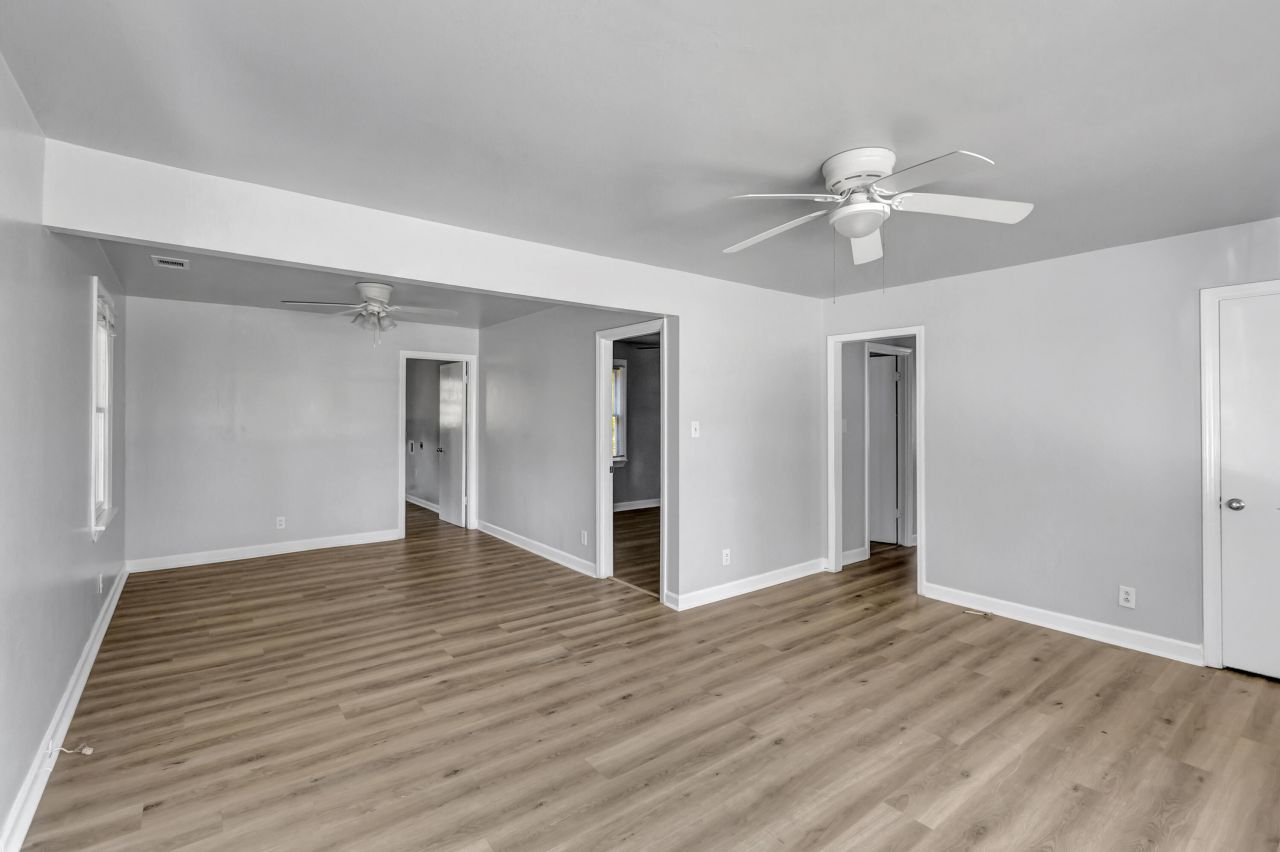 848 Savage Road Photo 8