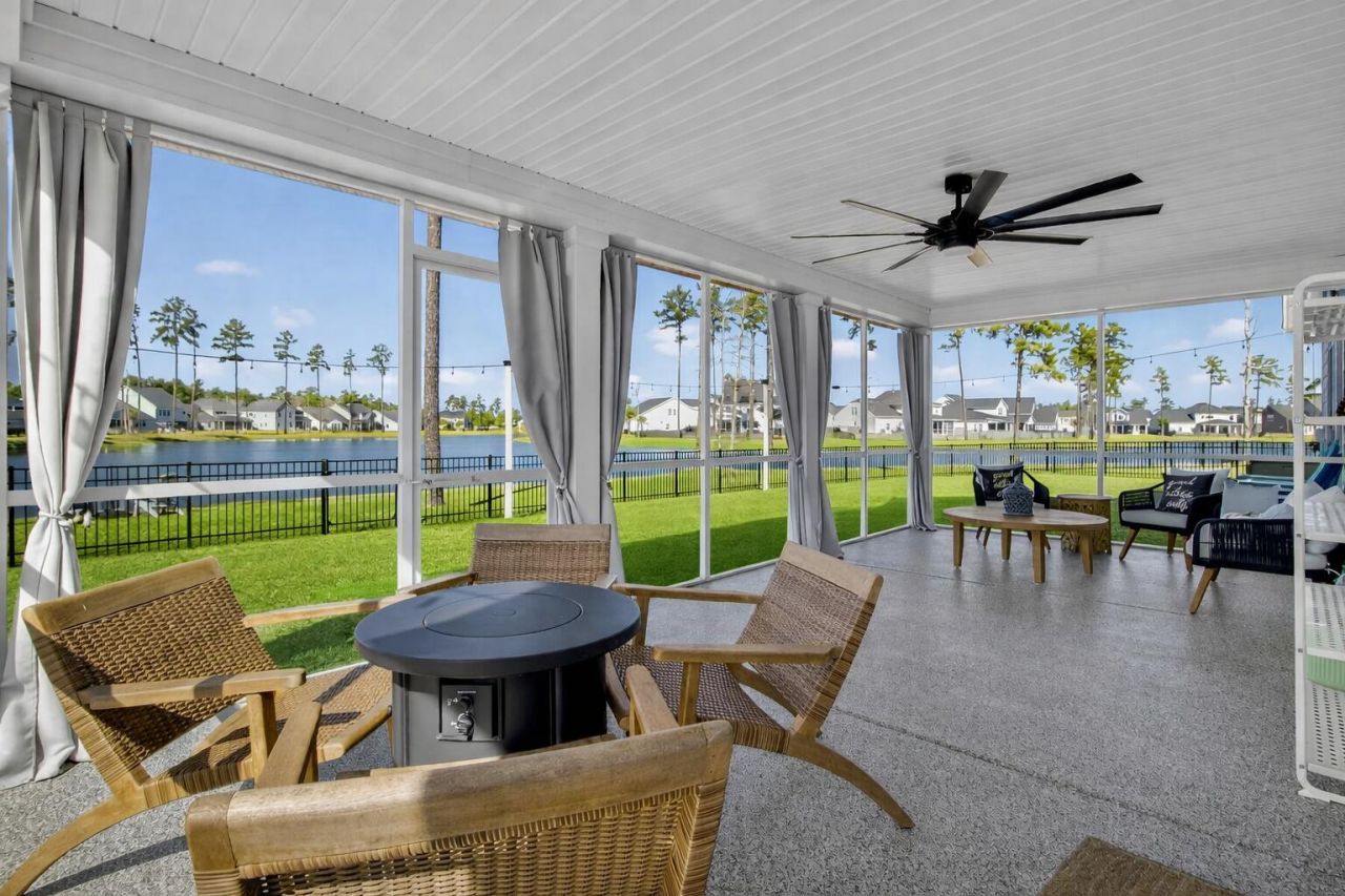 720 Newbury Street Photo 44