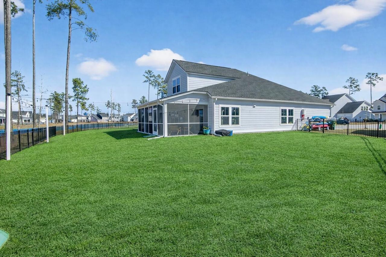 720 Newbury Street Photo 50