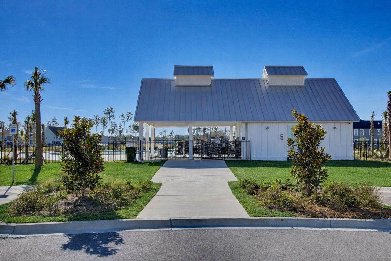 720 Newbury Street Photo 56