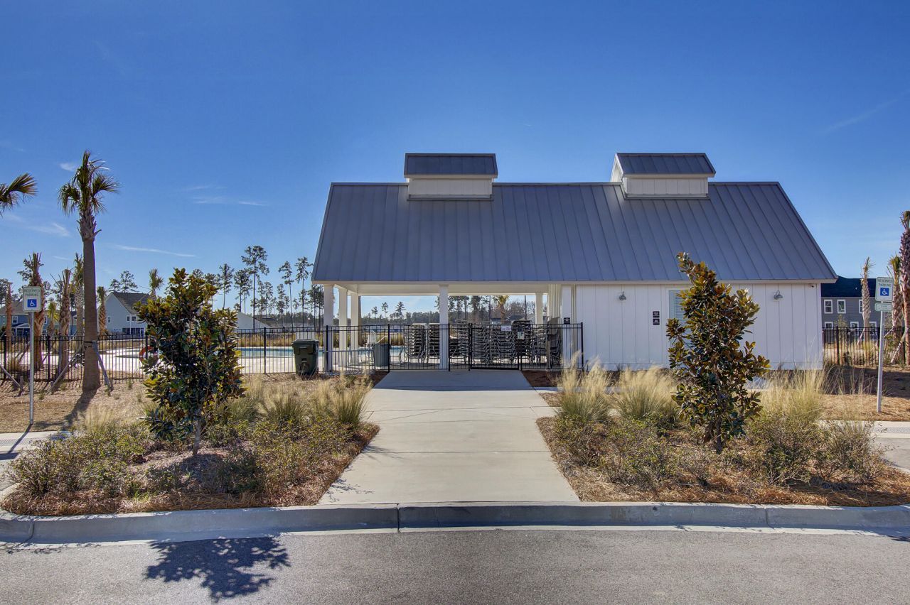 720 Newbury Street Photo 56