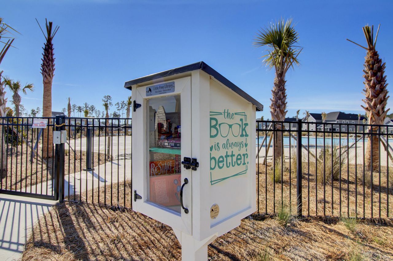 720 Newbury Street Photo 59