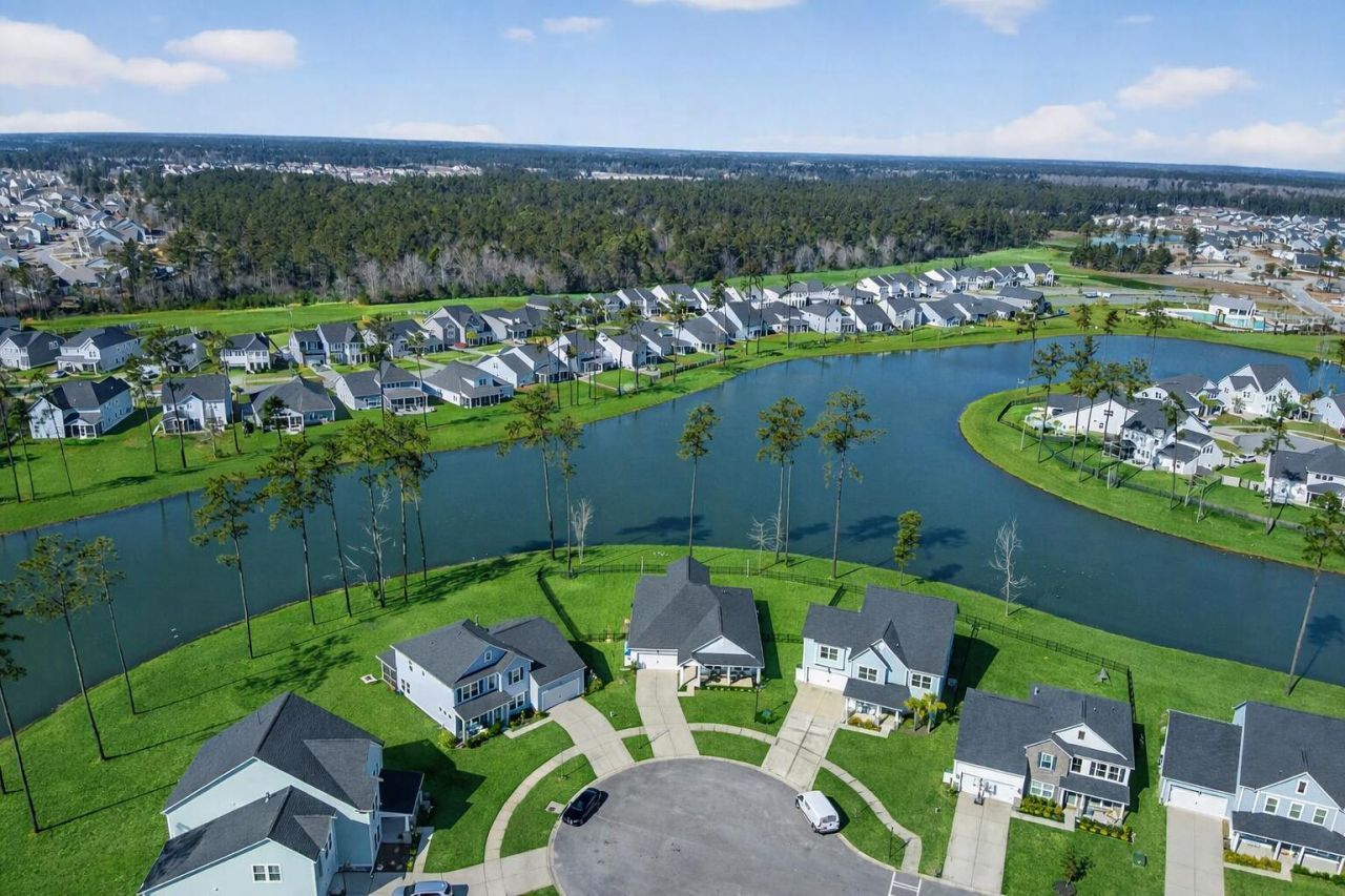 720 Newbury Street Photo 64