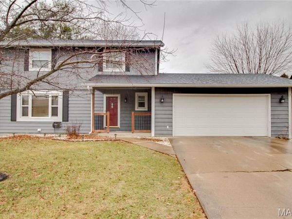 406 Lindenwood Drive, Troy, IL 62294