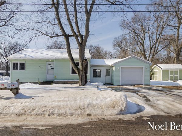 639 Carlton Street, Muskegon, MI 49442