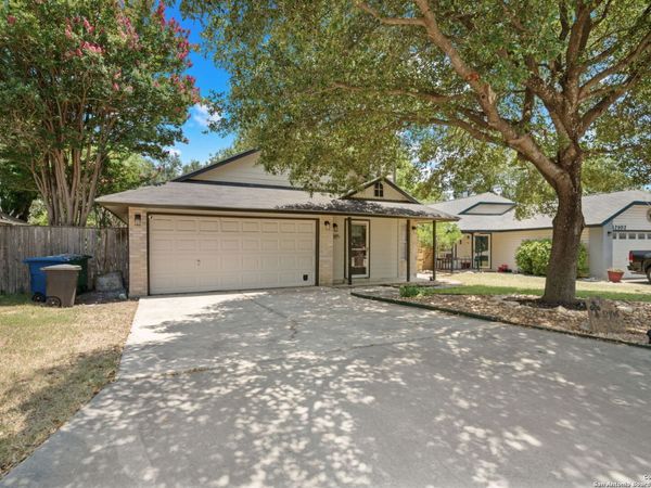 12106 Ridge Ct, San Antonio, TX 78247