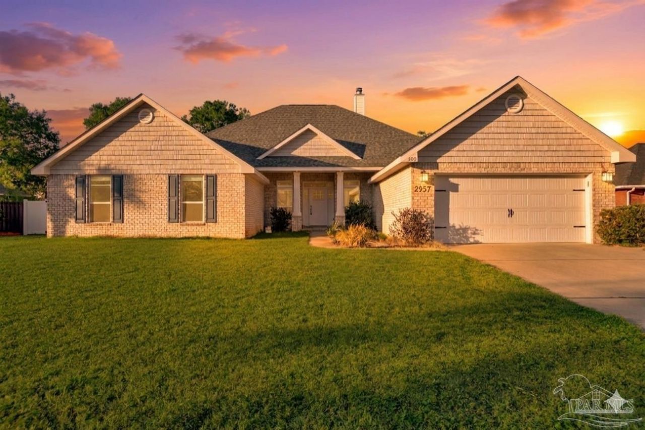 2957 Pga Blvd, Navarre, FL 32566 Main Photo