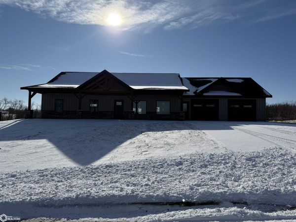 19958 Belle Vista Circle, Centerville, IA 52544