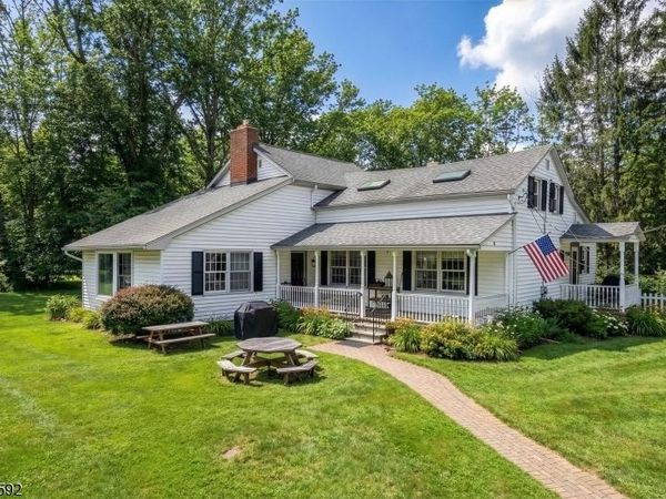 15 Maines Ln, Blairstown, NJ 07825