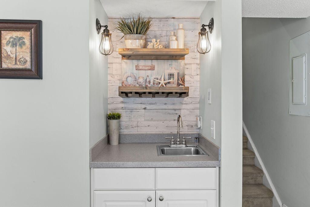 142 High Hammock Drive Photo 17