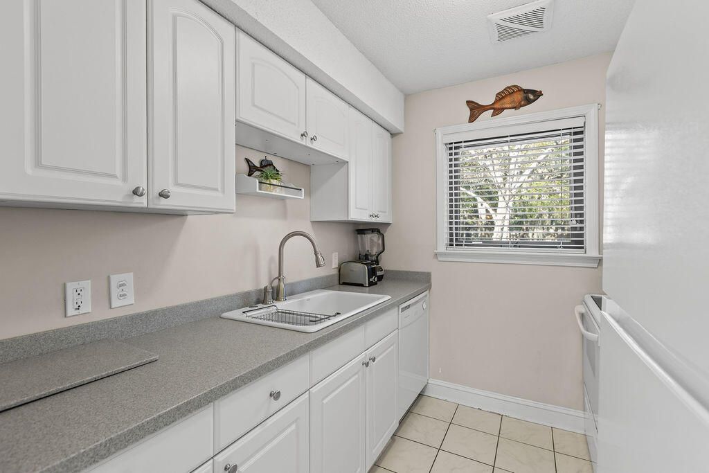 142 High Hammock Drive Photo 20