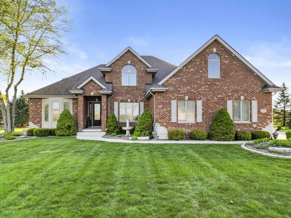 1555 Chalone Court, Crown Point, IN 46307