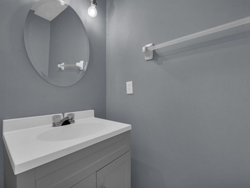 2902 Footloose Drive, Columbus, OH 43231 Photo 7