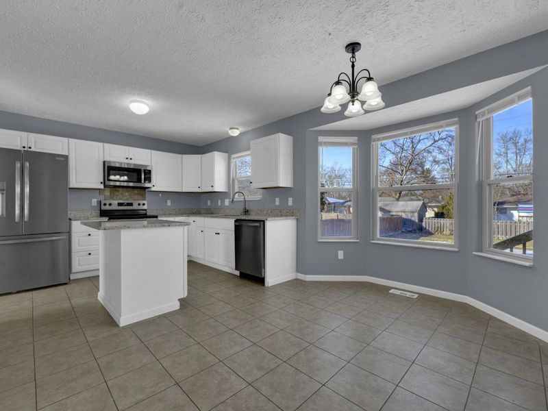 2902 Footloose Drive, Columbus, OH 43231 Photo 8