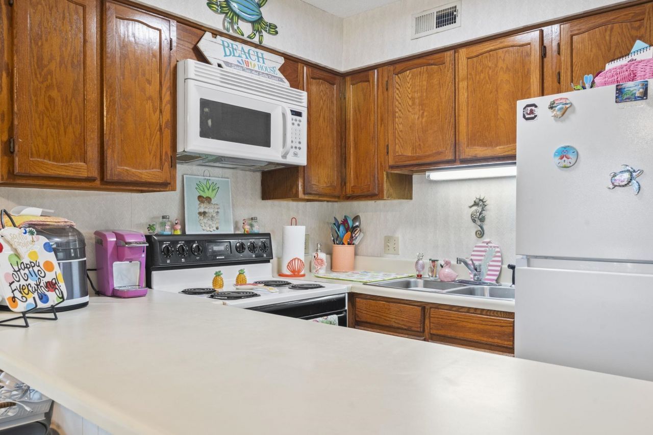 1500 Cenith Dr. Photo 13