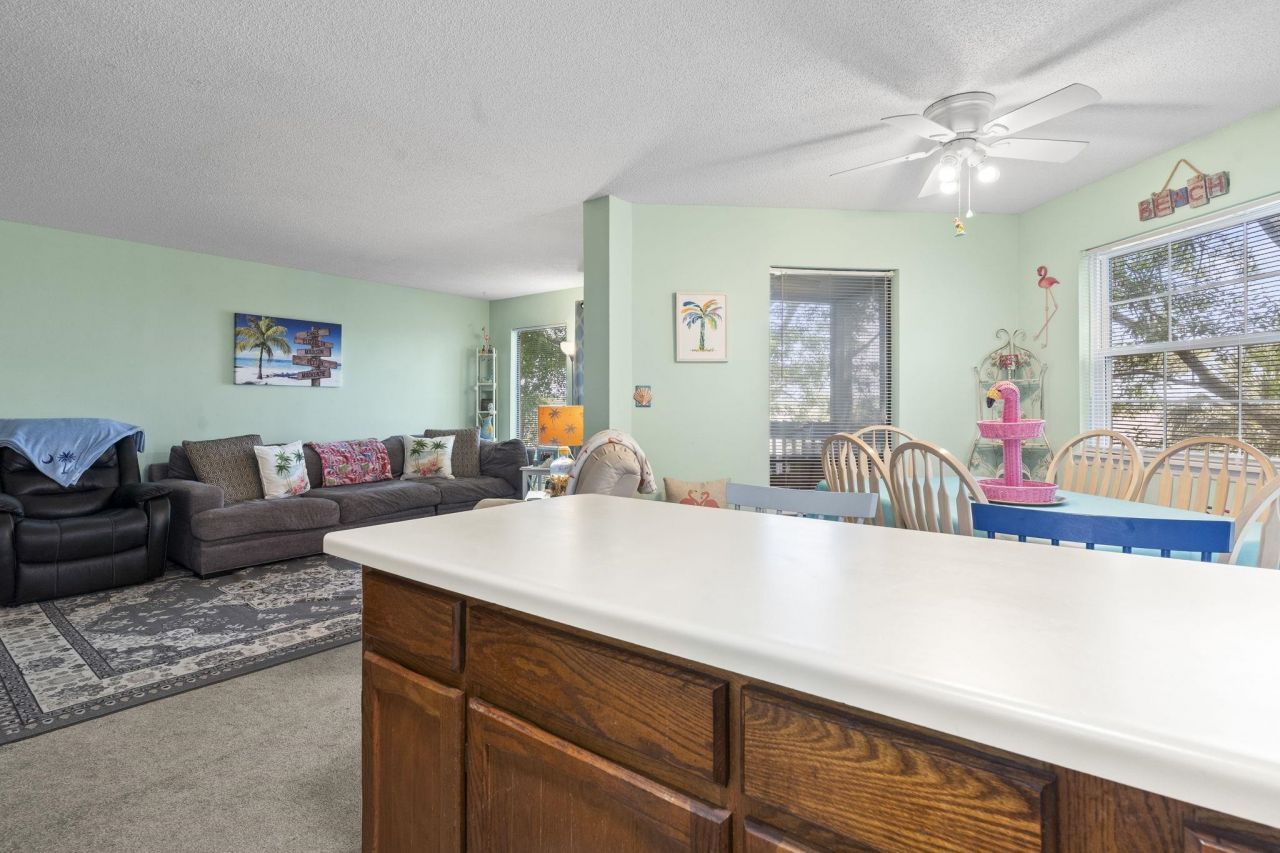 1500 Cenith Dr. Photo 14