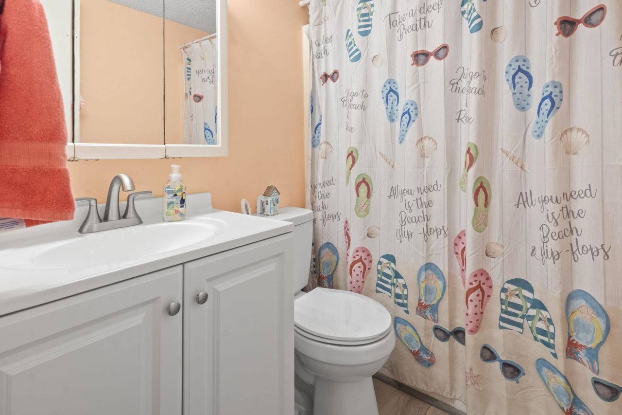 1500 Cenith Dr. Photo 21