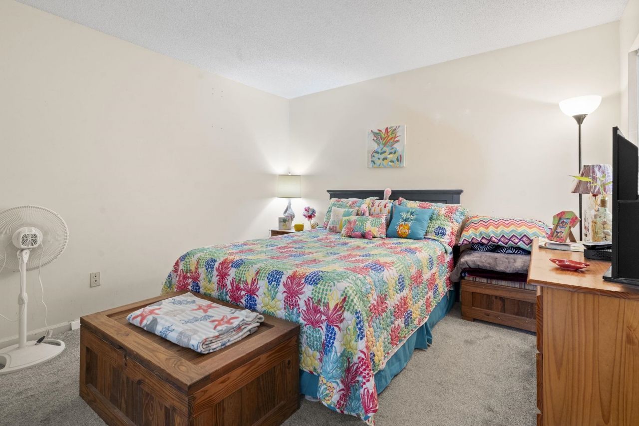 1500 Cenith Dr. Photo 23