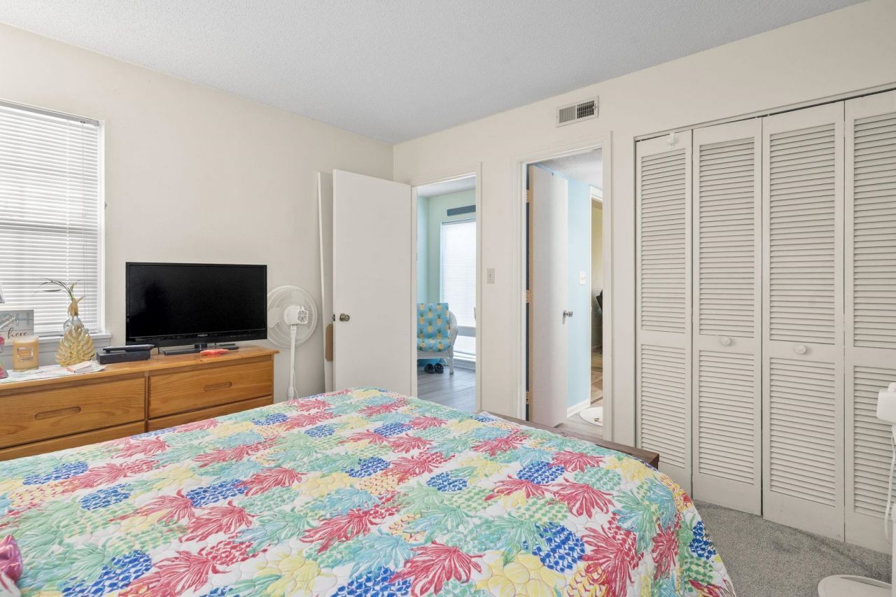 1500 Cenith Dr. Photo 24