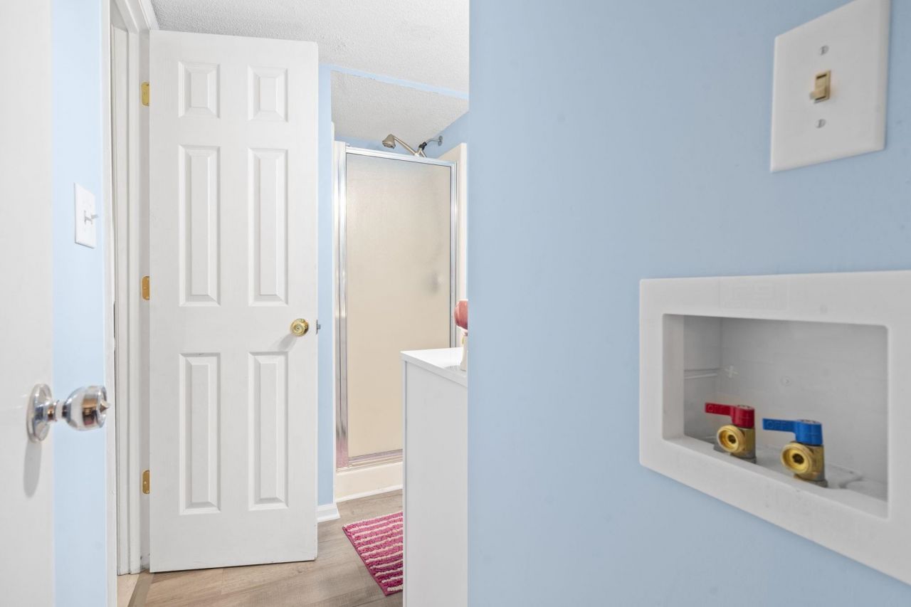 1500 Cenith Dr. Photo 27