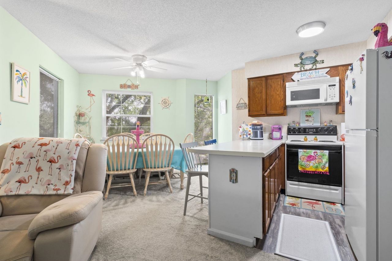 1500 Cenith Dr. Photo 8