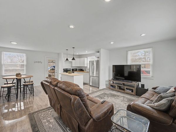 5017 Madeline Dr, Nashville, TN 37211