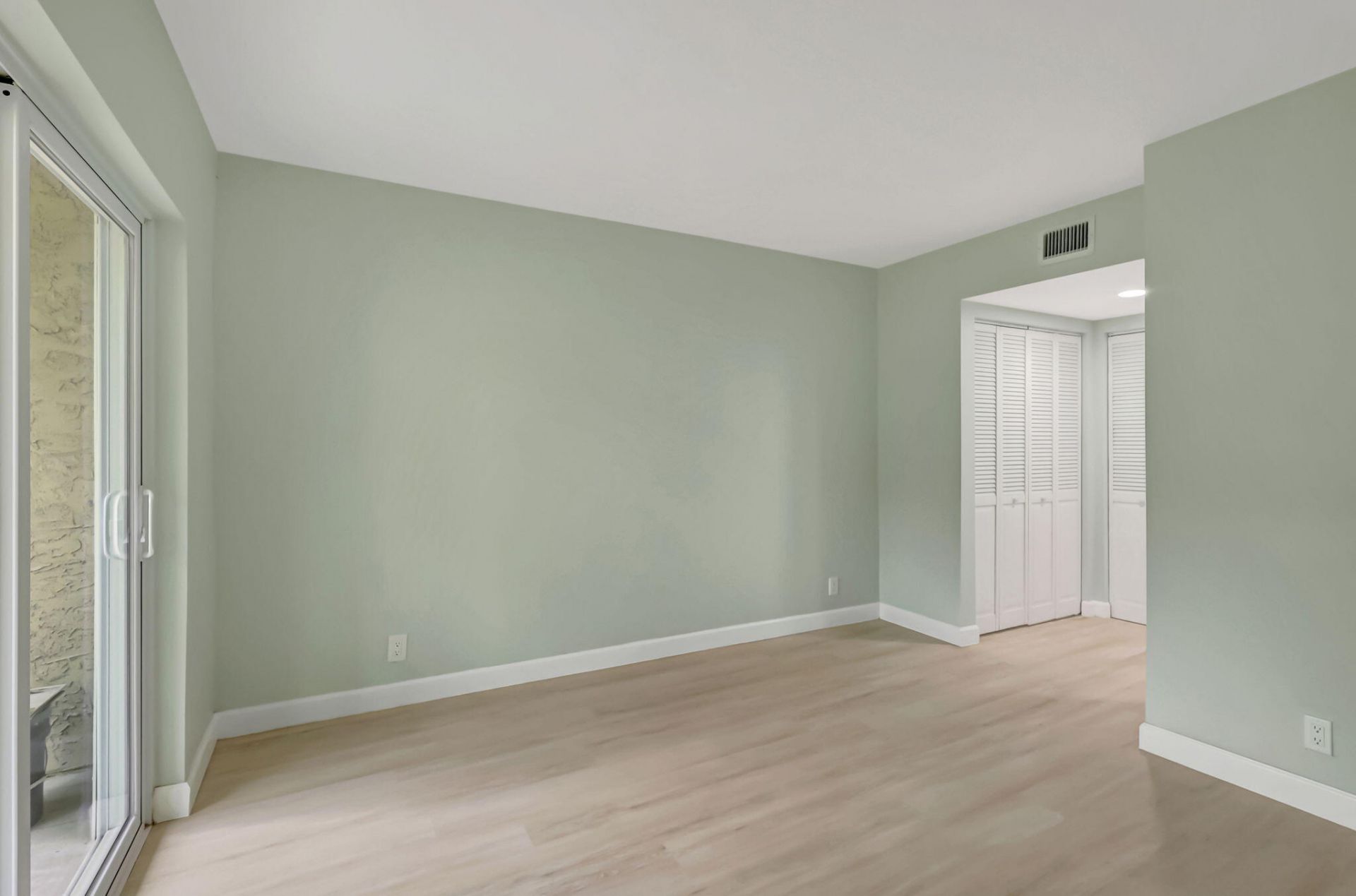 1538 SE Royal Green Circle, Unit 102, Port Saint Lucie, FL 34952 Photo