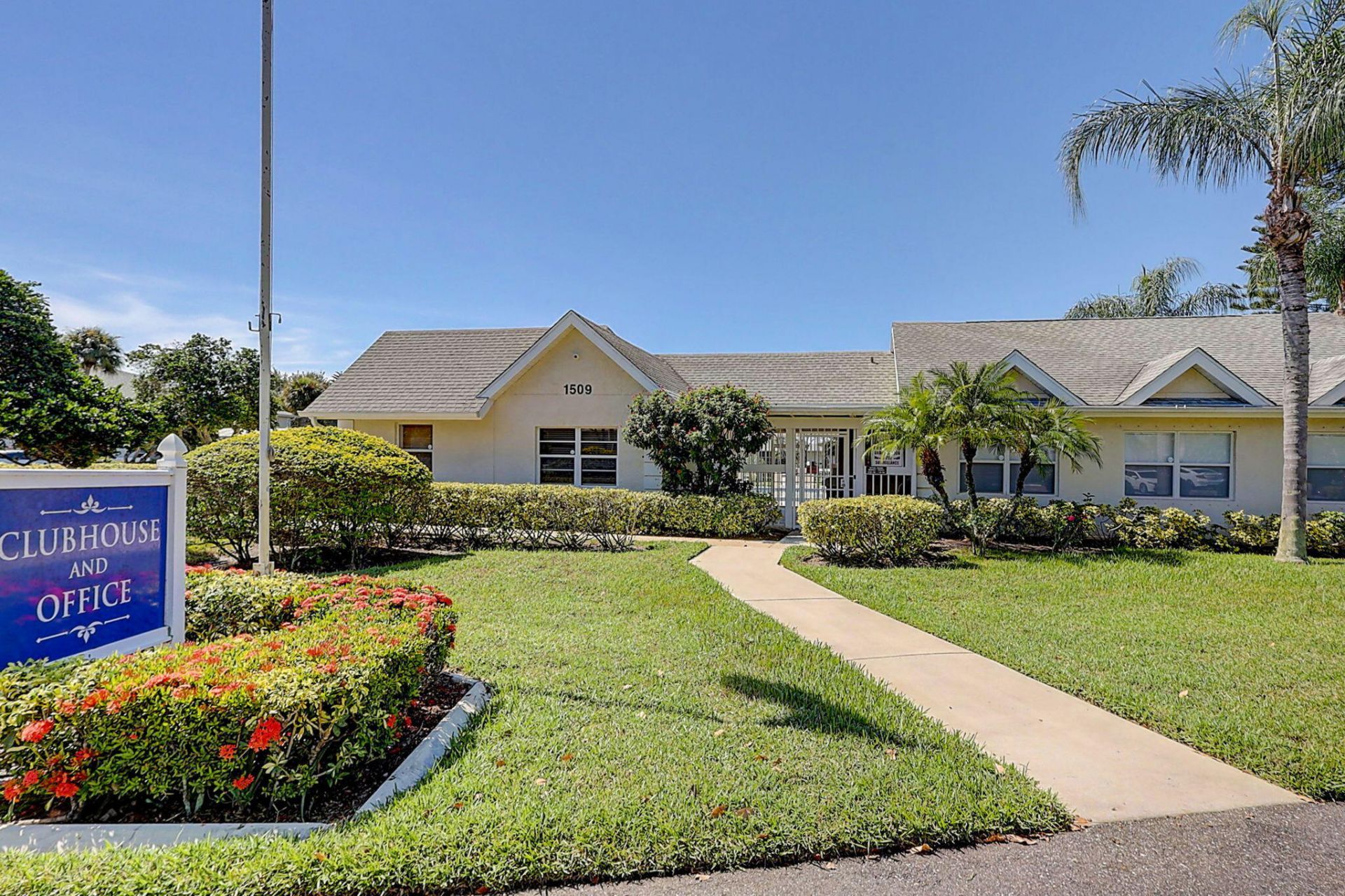 1538 SE Royal Green Circle, Unit 102, Port Saint Lucie, FL 34952 Photo