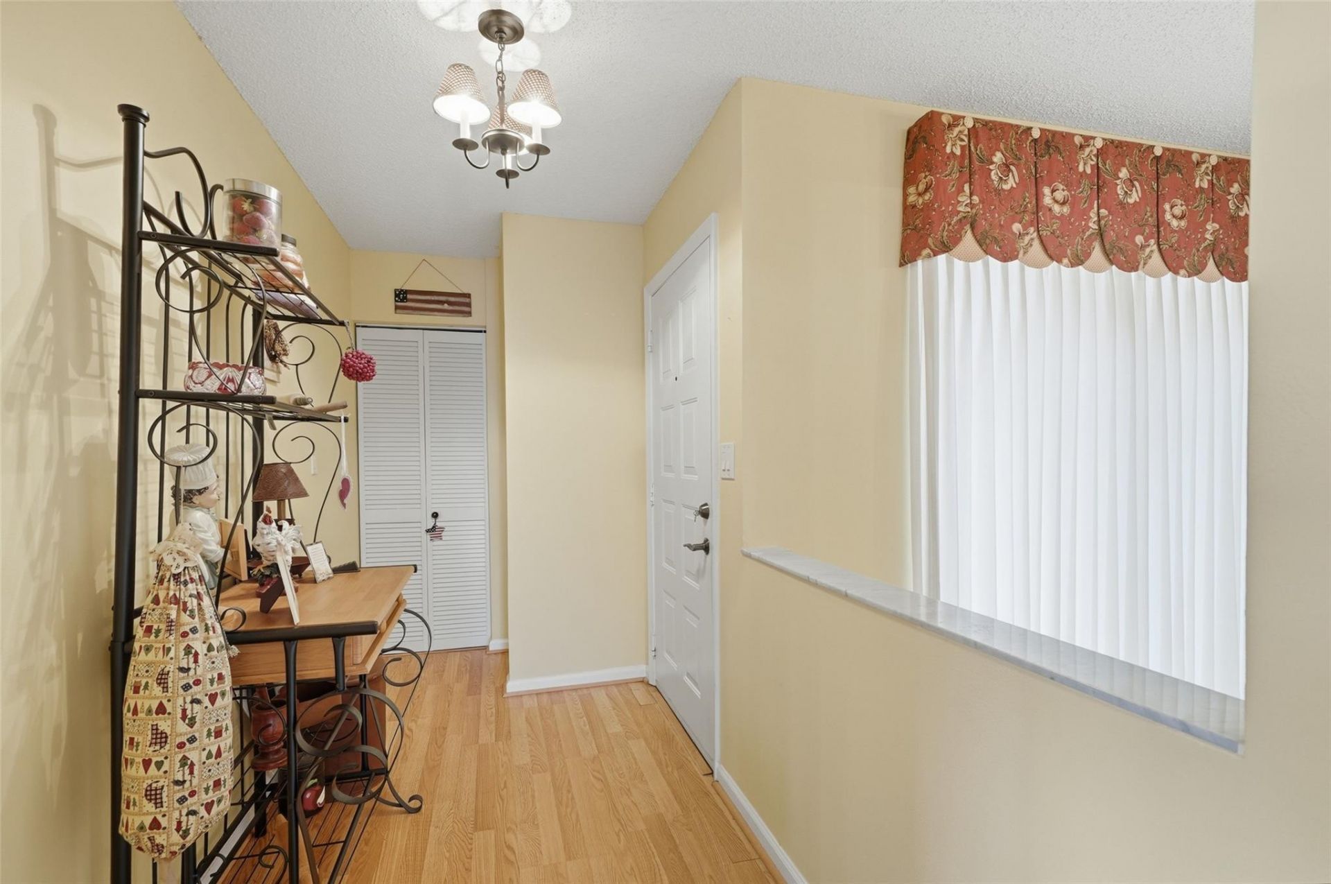 7555 Fairfax Drive, Unit 214, Tamarac, FL 33321 Photo