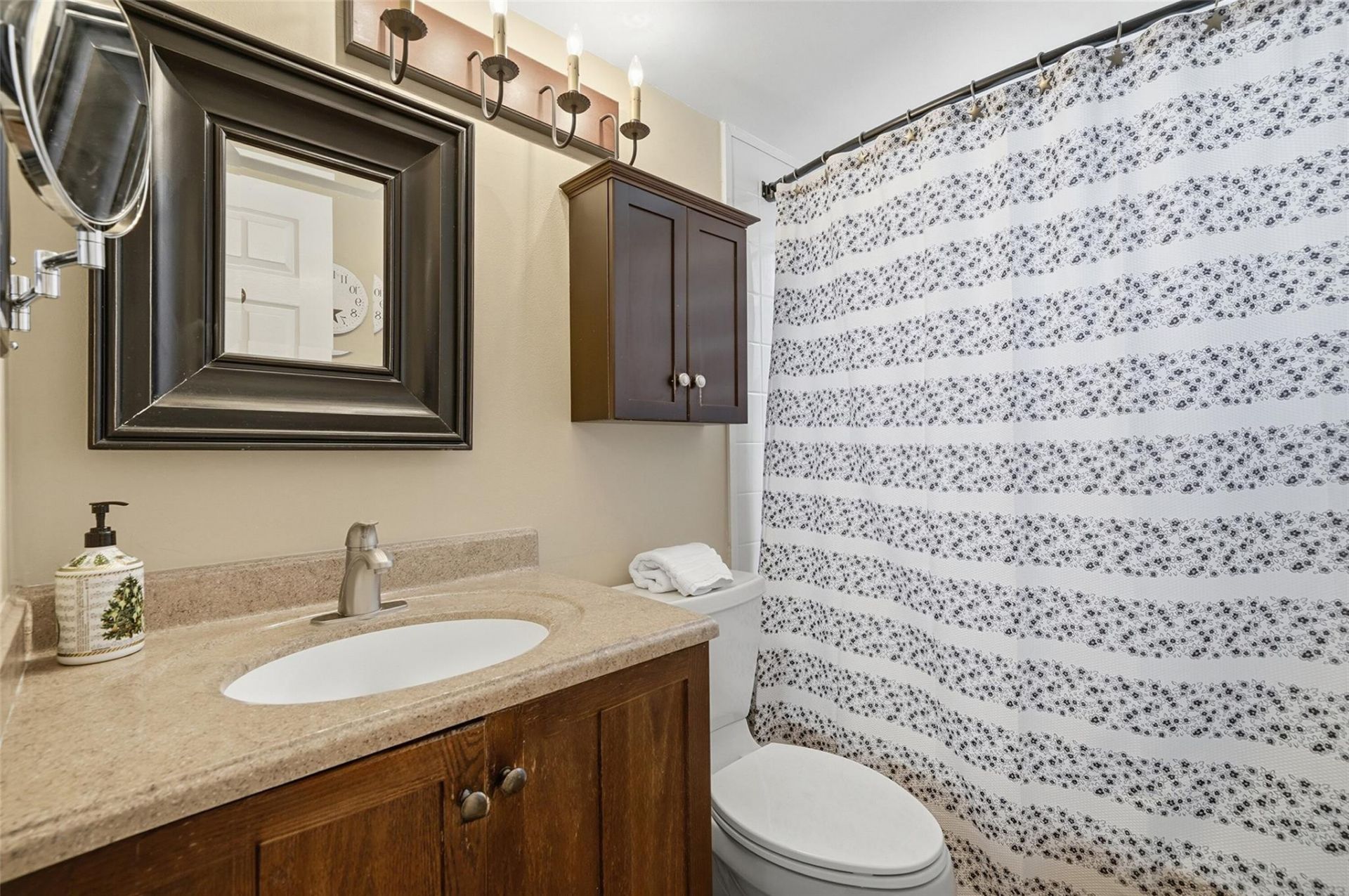 7555 Fairfax Drive, Unit 214, Tamarac, FL 33321 Photo