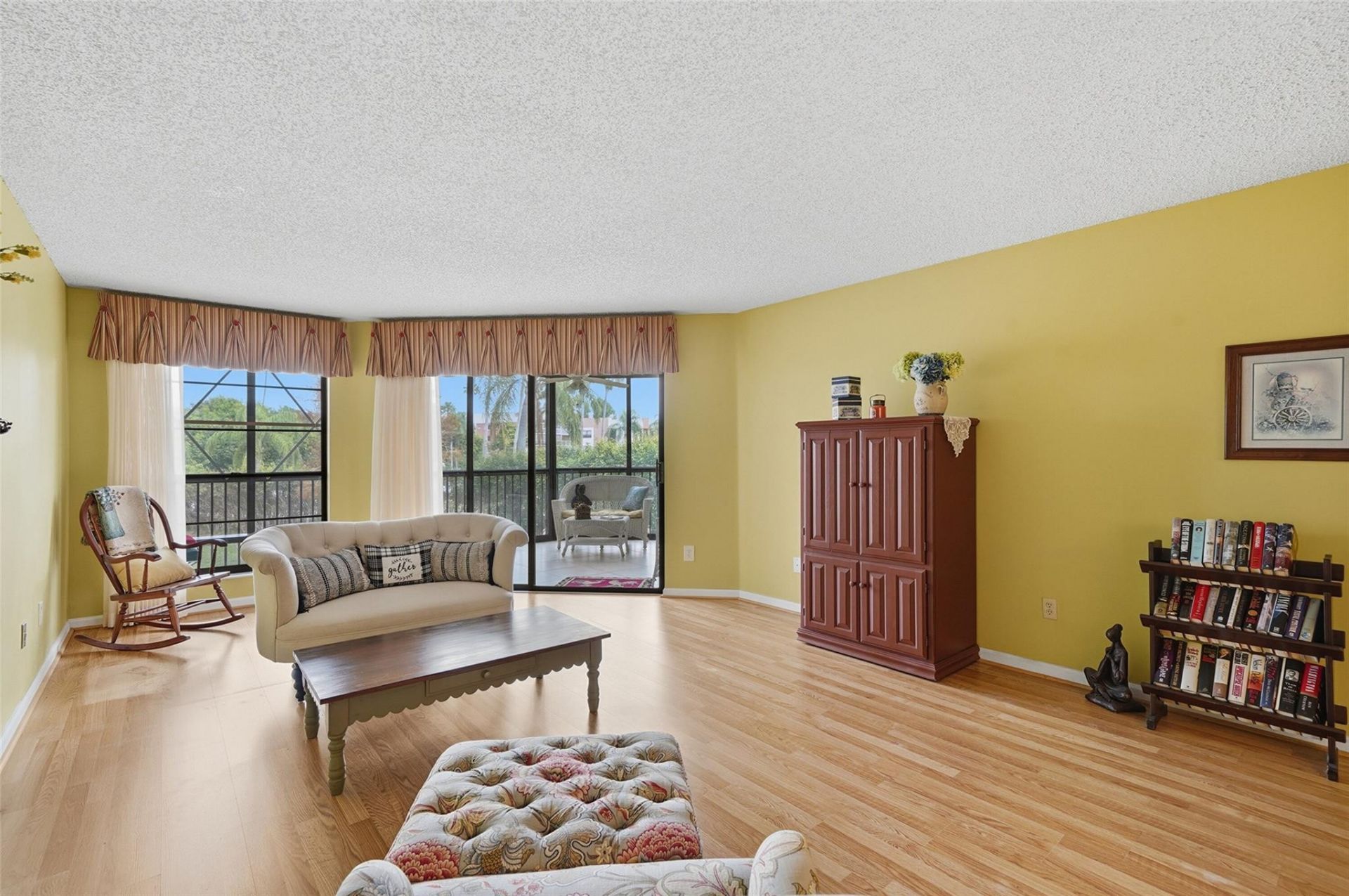 7555 Fairfax Drive, Unit 214, Tamarac, FL 33321 Photo