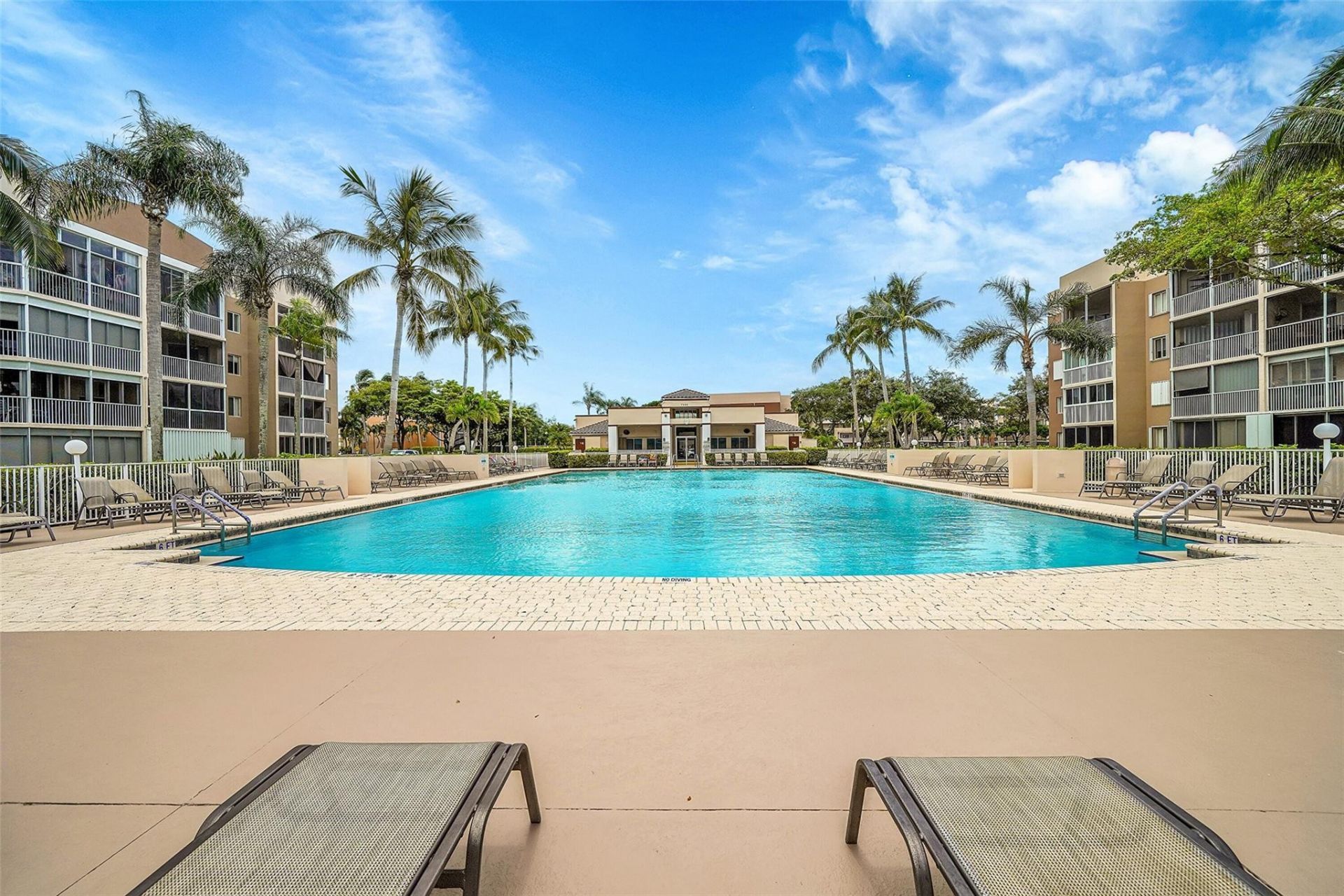 7555 Fairfax Drive, Unit 214, Tamarac, FL 33321 Photo