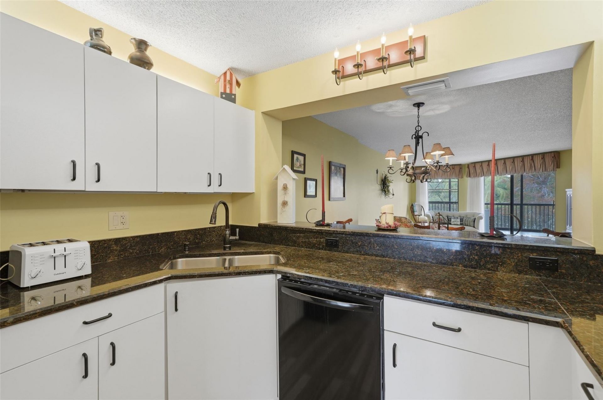 7555 Fairfax Drive, Unit 214, Tamarac, FL 33321 Photo