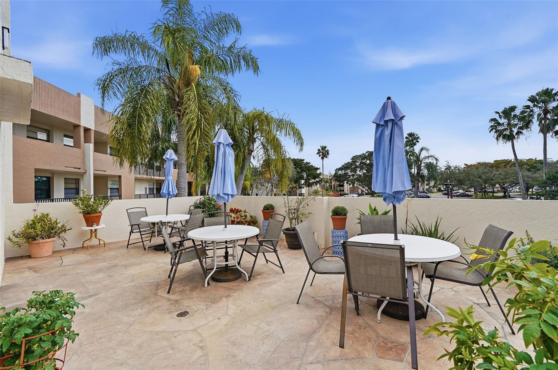 7555 Fairfax Drive, Unit 214, Tamarac, FL 33321 Photo