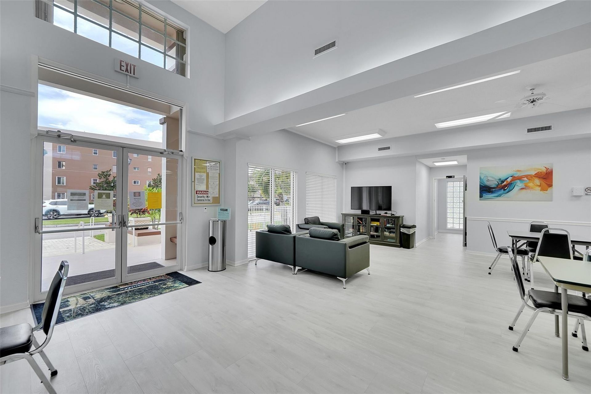 7555 Fairfax Drive, Unit 214, Tamarac, FL 33321 Photo