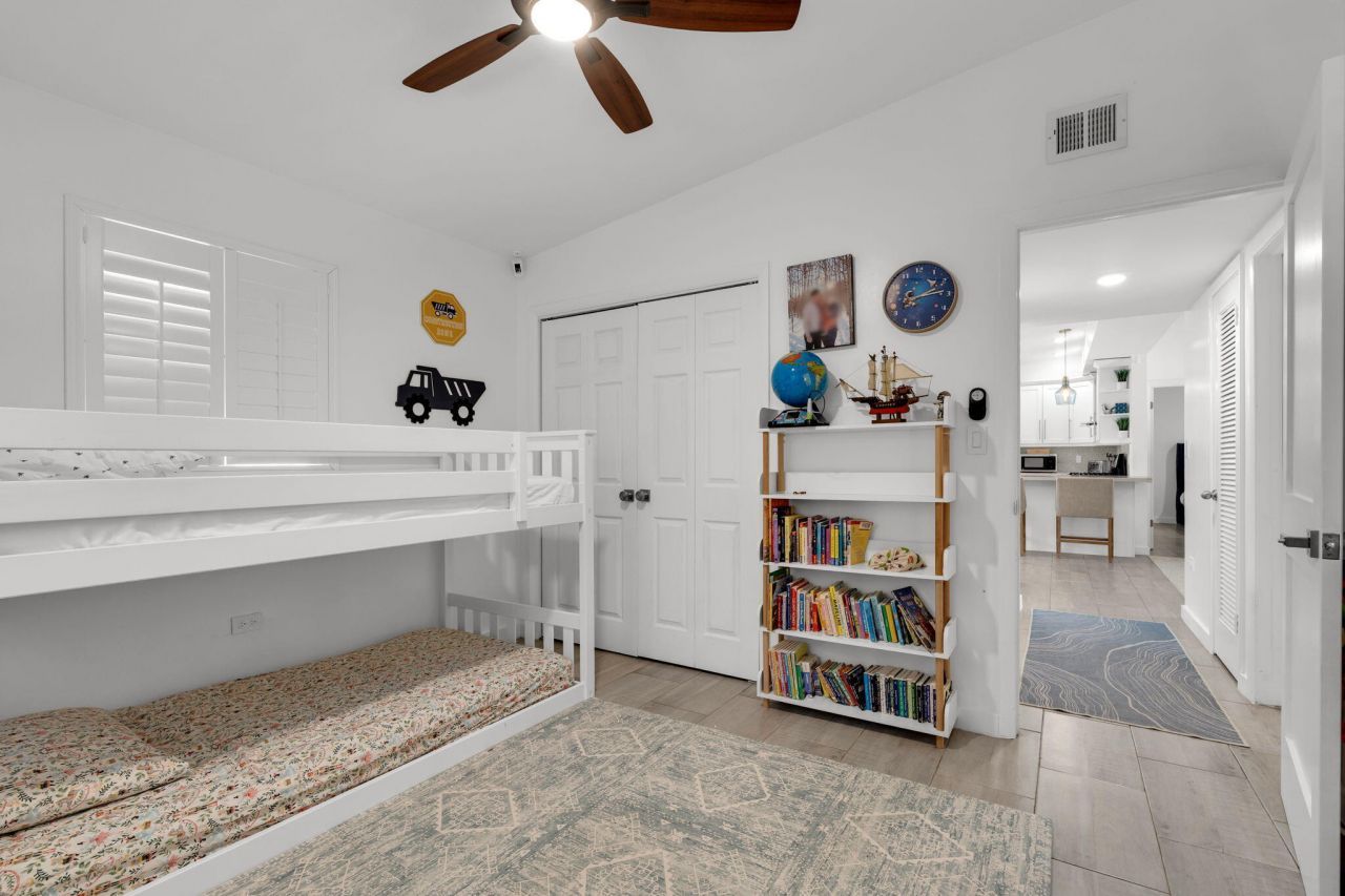 9 Transylvania Avenue, Key Largo, FL 33037 Photo